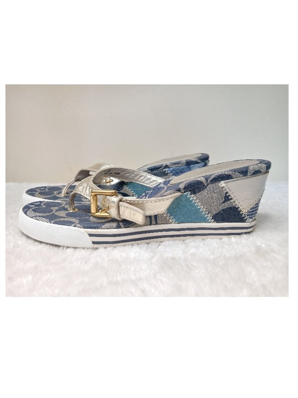Coach Vintage Pristine Patchwork Signature Canvas Wedge Sandals Size 8.5